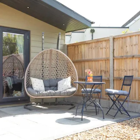 Pear Tree Cabin Whitstable Exterior photo